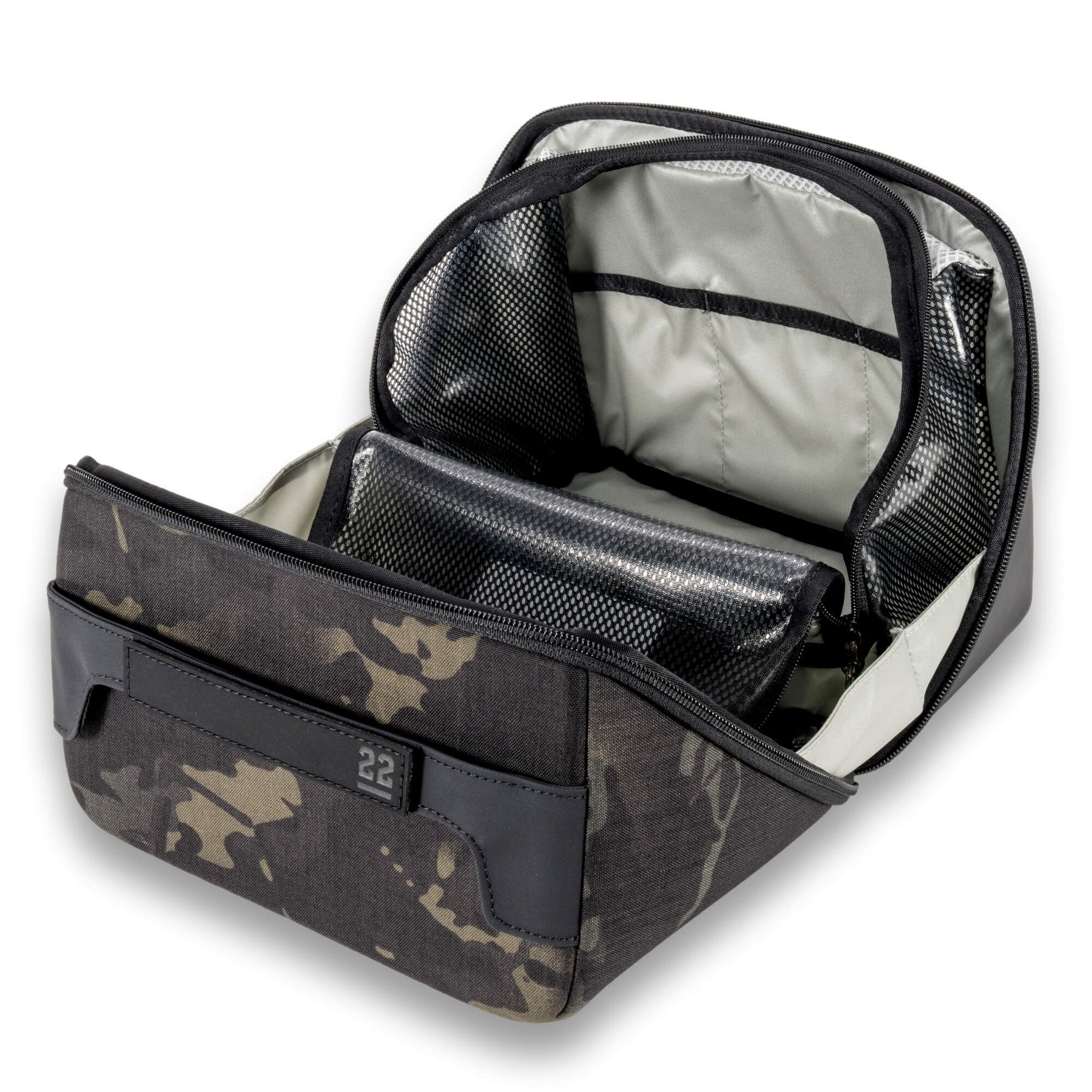 Step 22 Tortoise™ Grande Toiletry Bag - MultiCam Black | Travel Ready ...